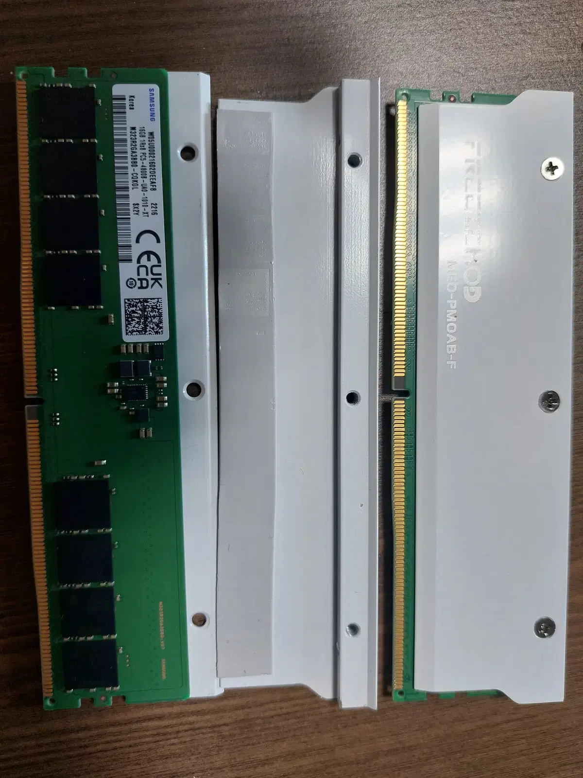 삼성전자 DDR5-4800 16G*2 (방열판포함) 판매합니다